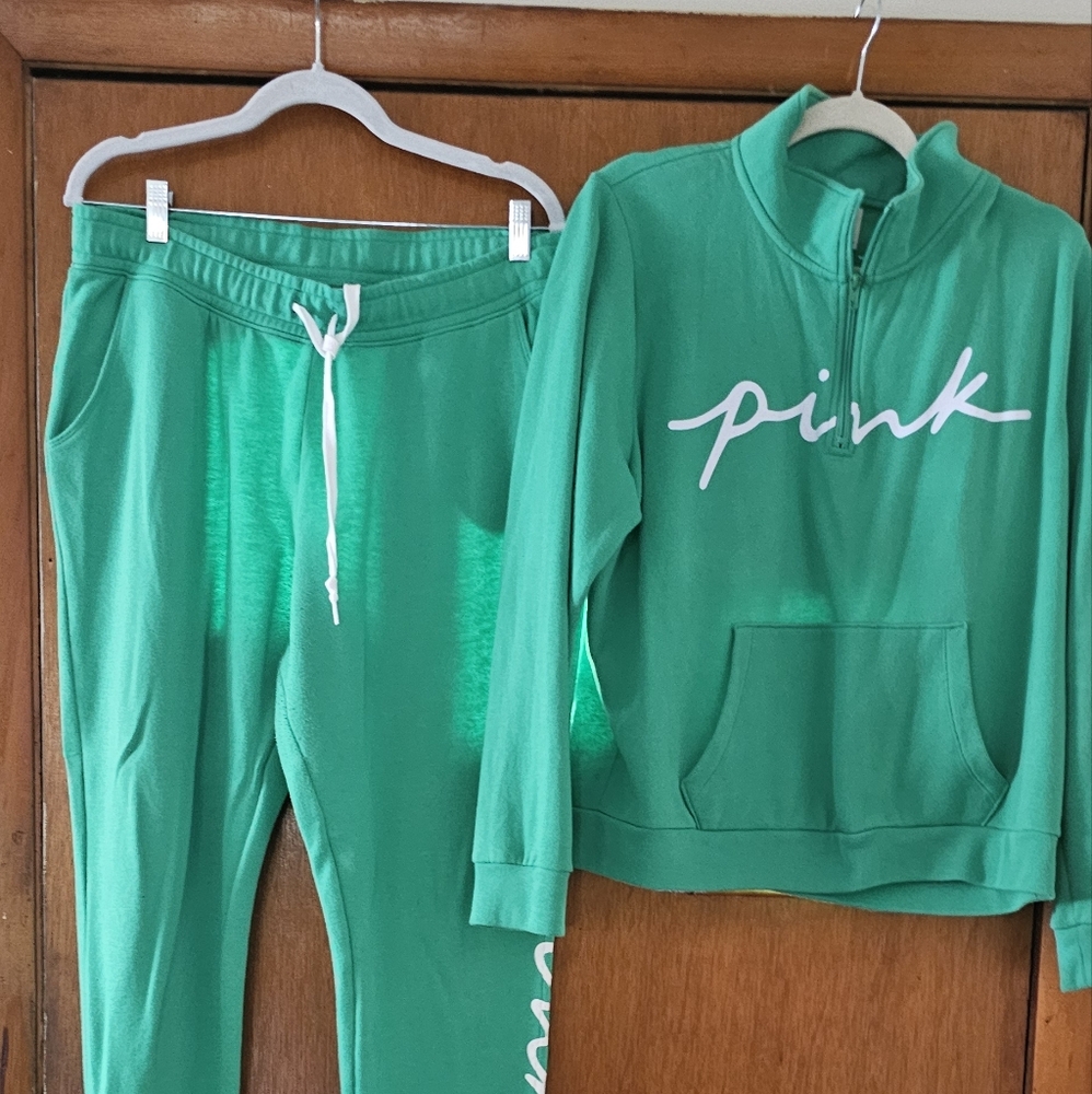 Pink sweater outfit